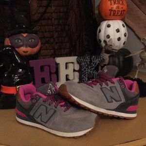 Little girls New Balance 574